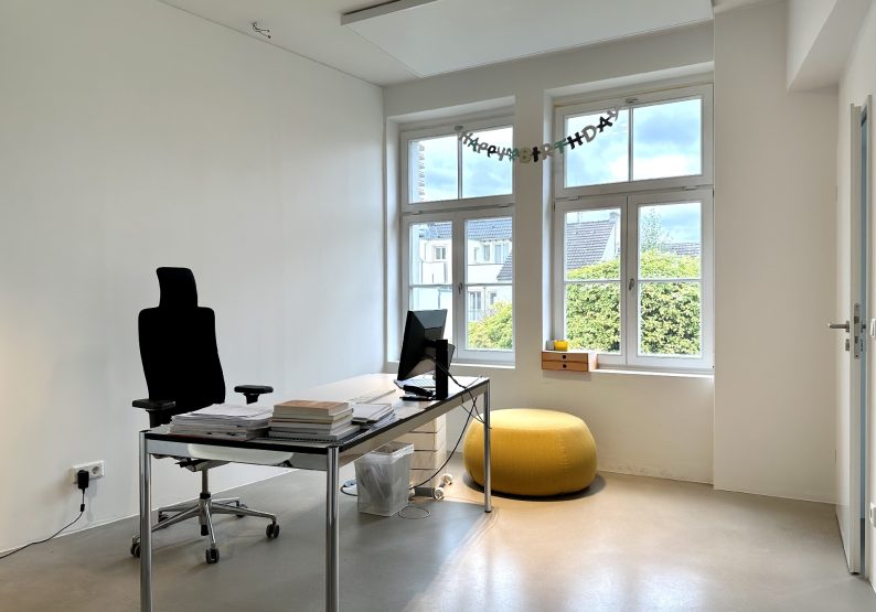 Büro 2